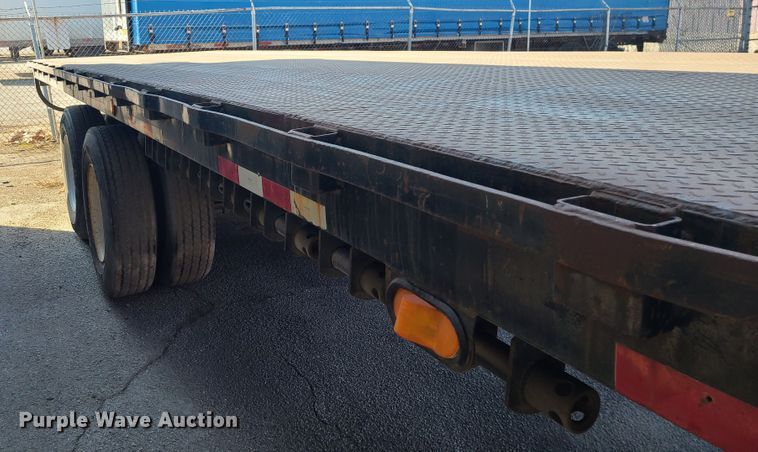 image for item KG9640 1996 Viking  flatbed trailer