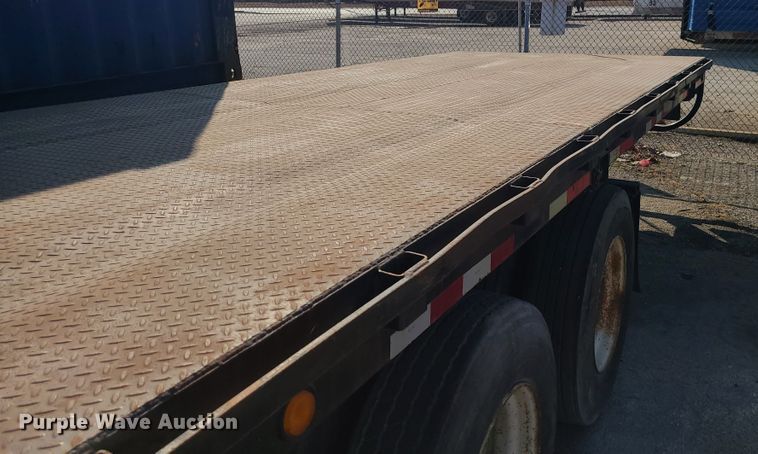 image for item KG9640 1996 Viking  flatbed trailer