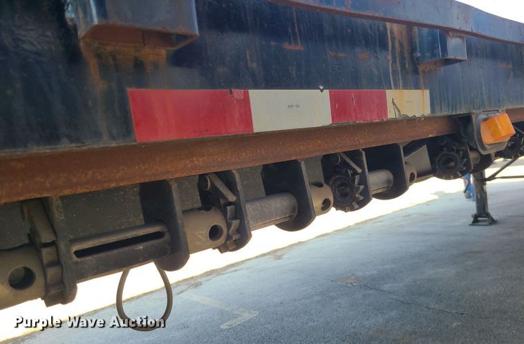 image for item KG9640 1996 Viking  flatbed trailer