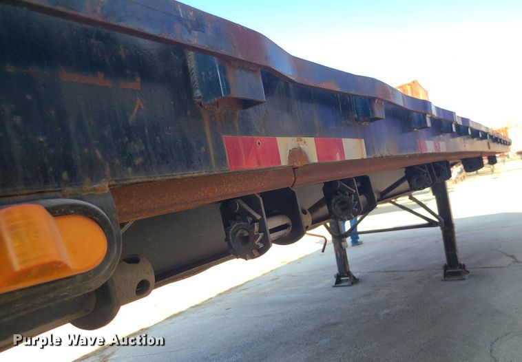 image for item KG9640 1996 Viking  flatbed trailer