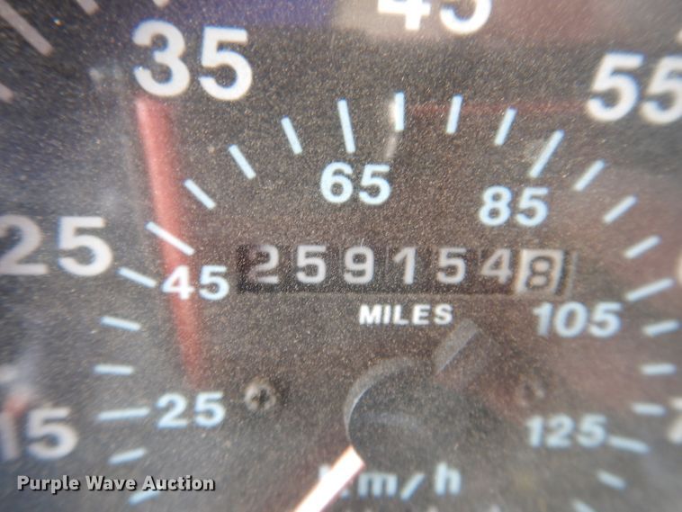 image for item KG9965 1994 Mack CH613  semi truck