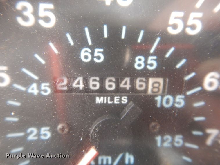 image for item KG9966 1996 Mack CH613  semi truck