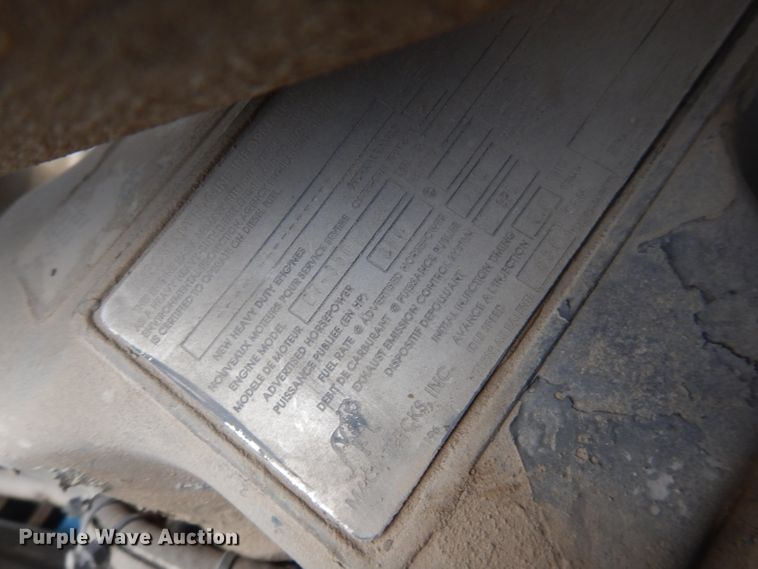 image for item KG9966 1996 Mack CH613  semi truck