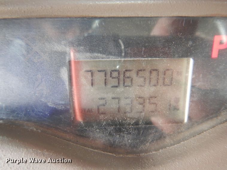 image for item KG9967 2000 Mack CX613  semi truck