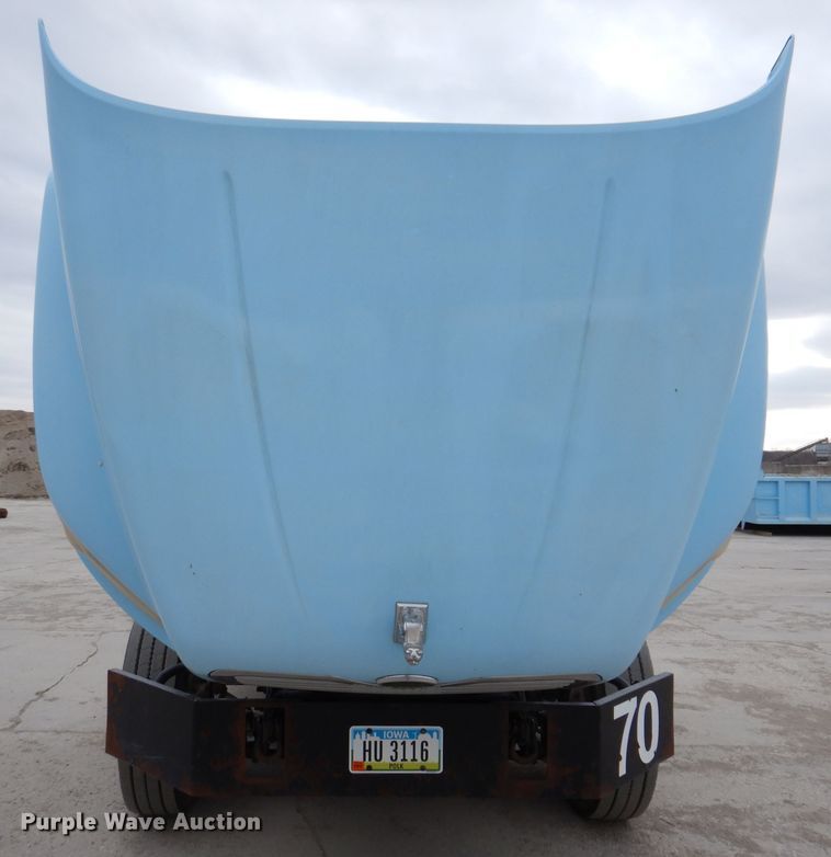 image for item KG9967 2000 Mack CX613  semi truck