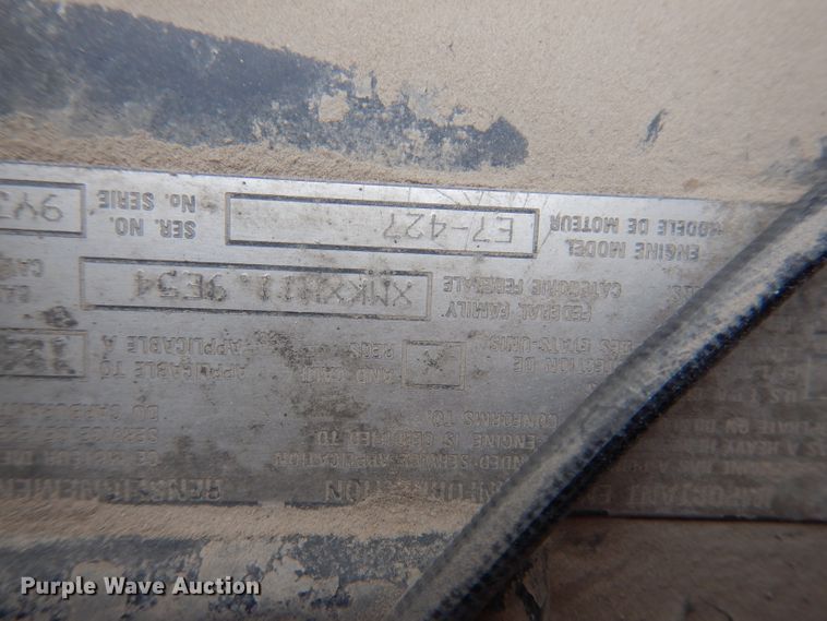 image for item KG9967 2000 Mack CX613  semi truck