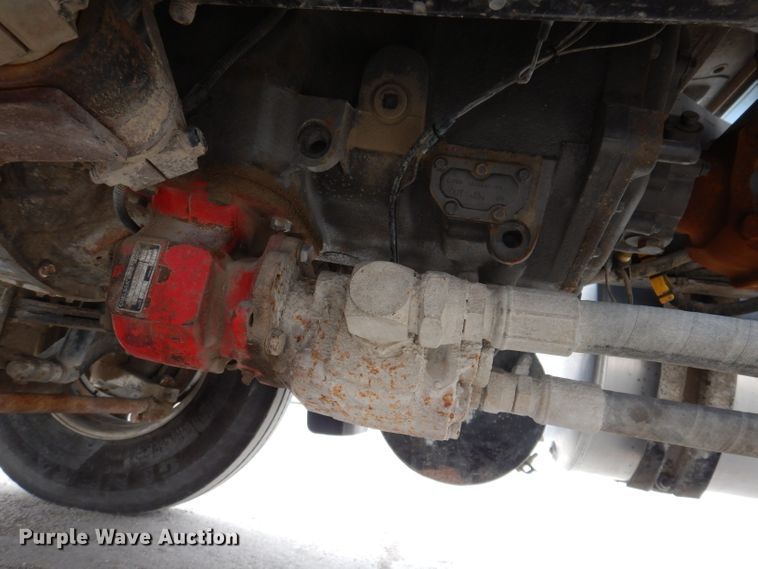 image for item KG9967 2000 Mack CX613  semi truck