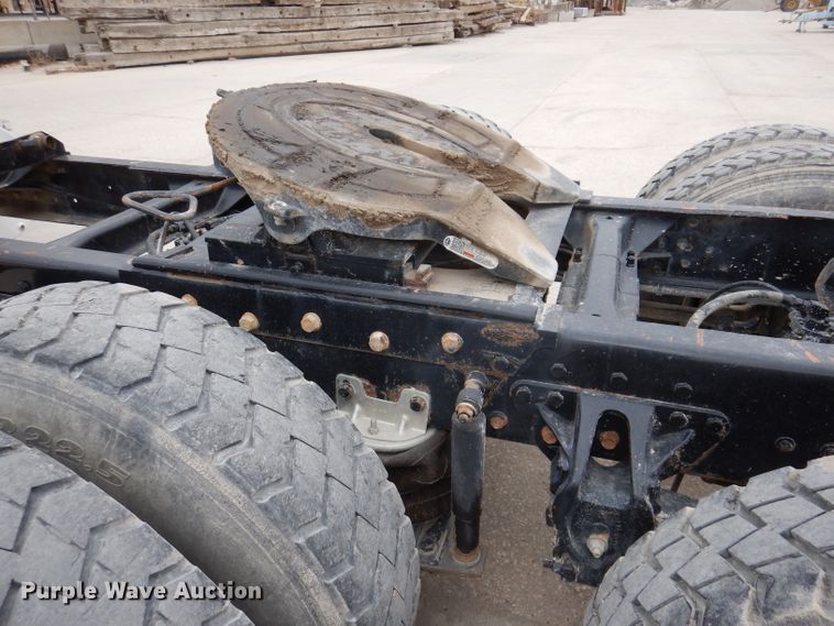 image for item KG9968 1996 Mack CH613  semi truck