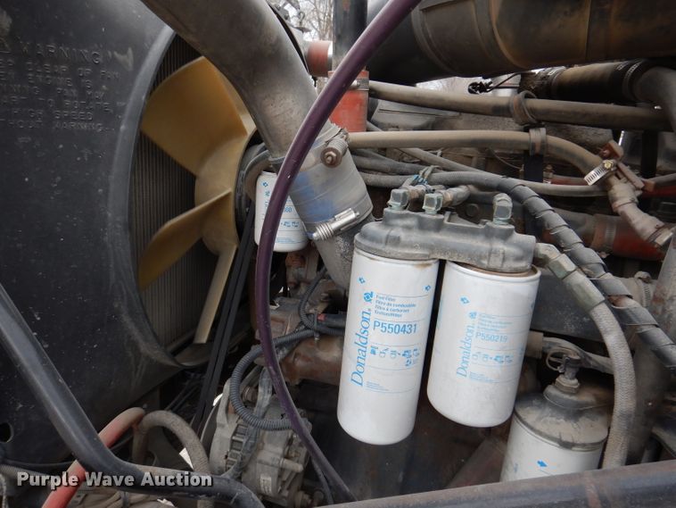 image for item KG9968 1996 Mack CH613  semi truck