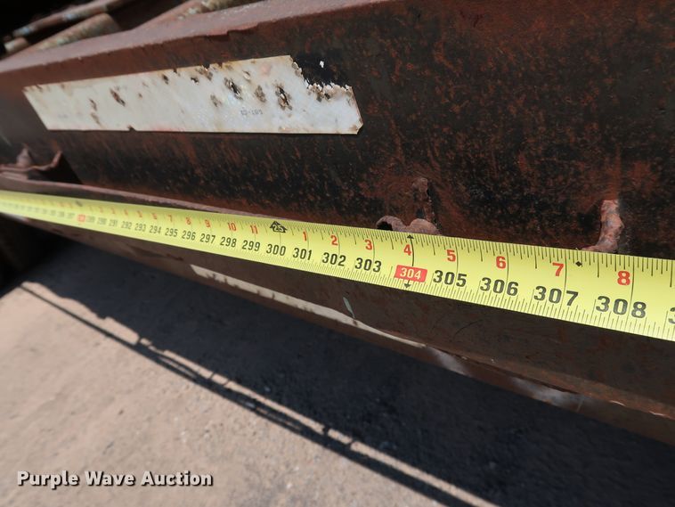 image for item KQ9850 1984 Aztec  extendable flatbed trailer