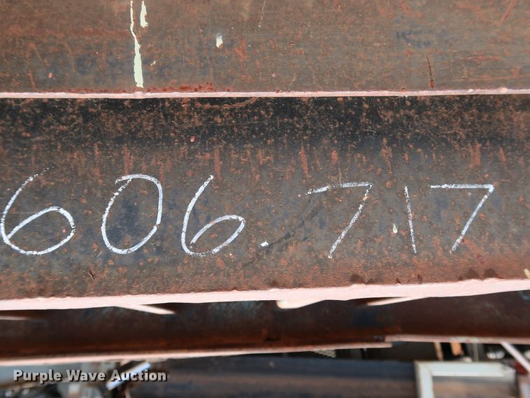 image for item KQ9850 1984 Aztec  extendable flatbed trailer