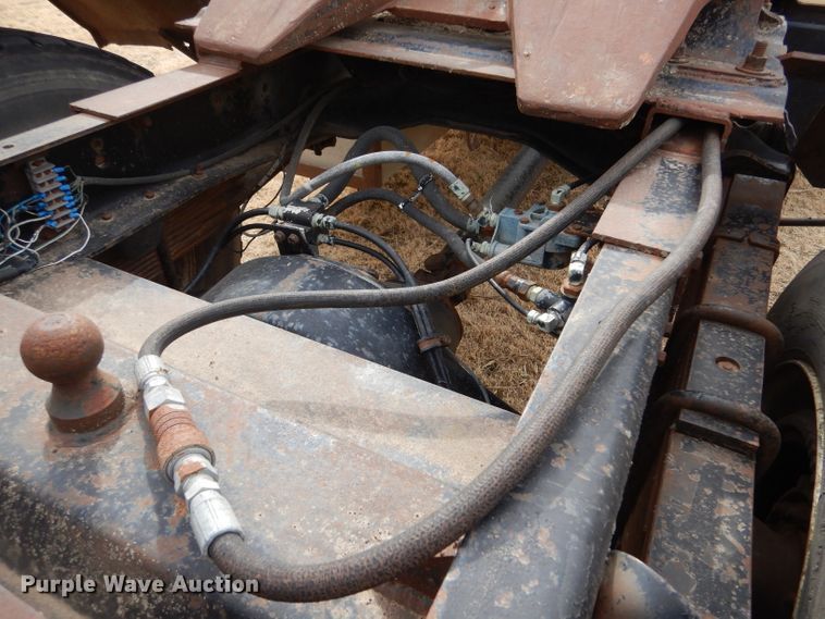 image for item LJ9794 1985 Chevrolet C70  truck