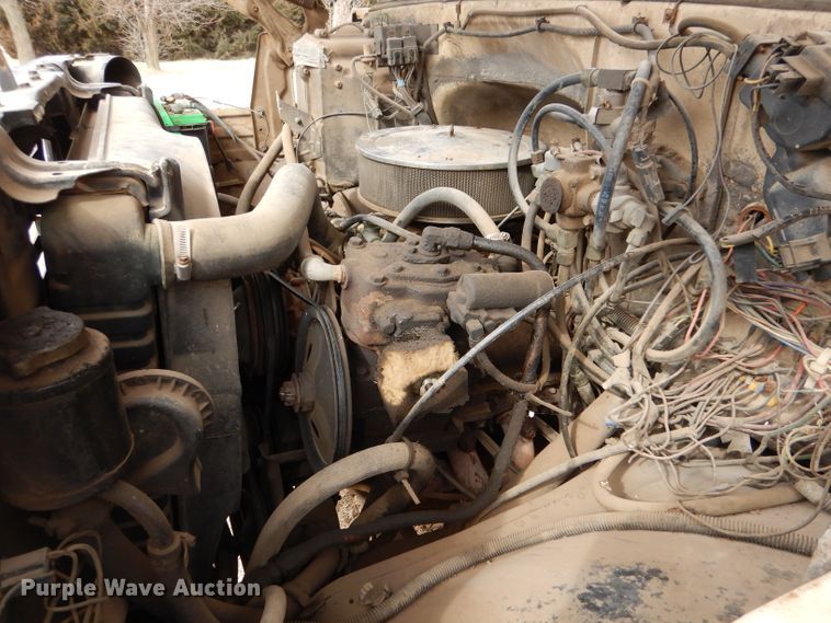 image for item LJ9794 1985 Chevrolet C70  truck