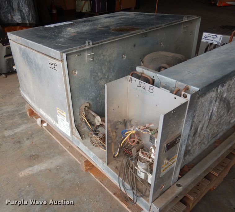 image for item DH8918 Pro 3 walk-in cooler compressor