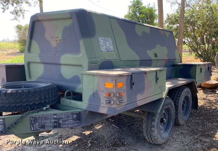 image for item DI8627 1987 Ingersoll Rand P-250-W-D-M-H268  air compressor