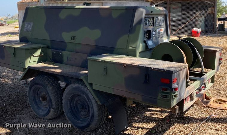 image for item DI8627 1987 Ingersoll Rand P-250-W-D-M-H268  air compressor