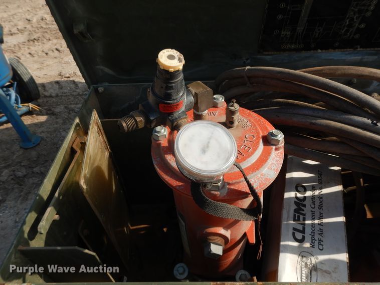 image for item DI8627 1987 Ingersoll Rand P-250-W-D-M-H268  air compressor