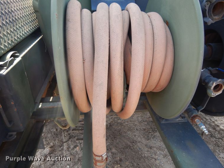 image for item DI8627 1987 Ingersoll Rand P-250-W-D-M-H268  air compressor