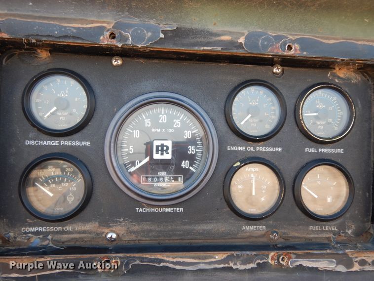 image for item DI8627 1987 Ingersoll Rand P-250-W-D-M-H268  air compressor