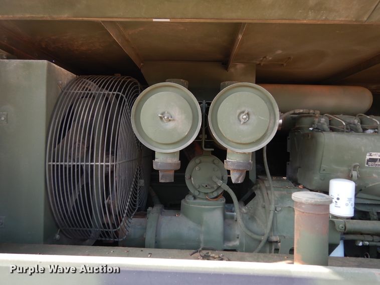 image for item DI8627 1987 Ingersoll Rand P-250-W-D-M-H268  air compressor