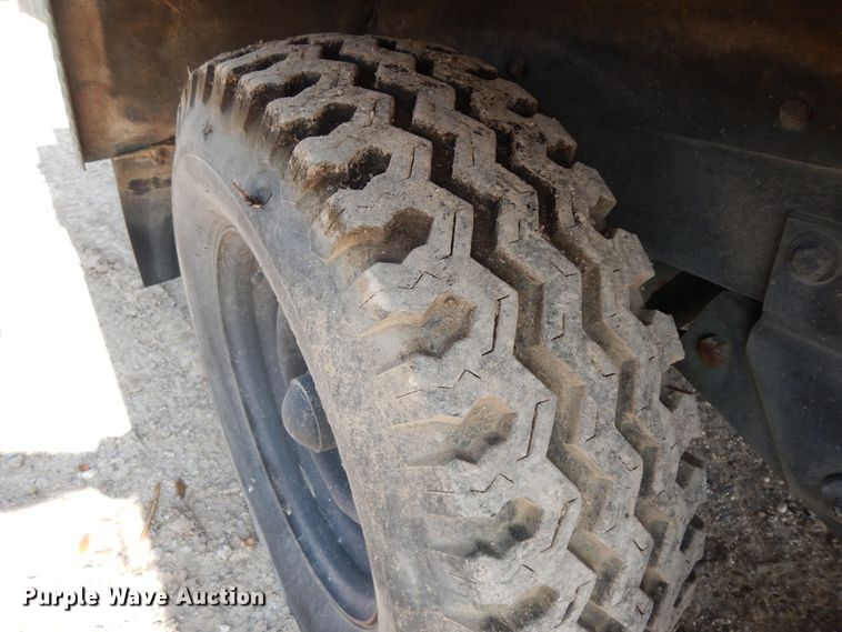 image for item DI8627 1987 Ingersoll Rand P-250-W-D-M-H268  air compressor