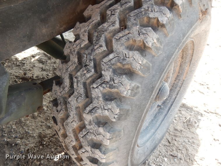 image for item DI8627 1987 Ingersoll Rand P-250-W-D-M-H268  air compressor