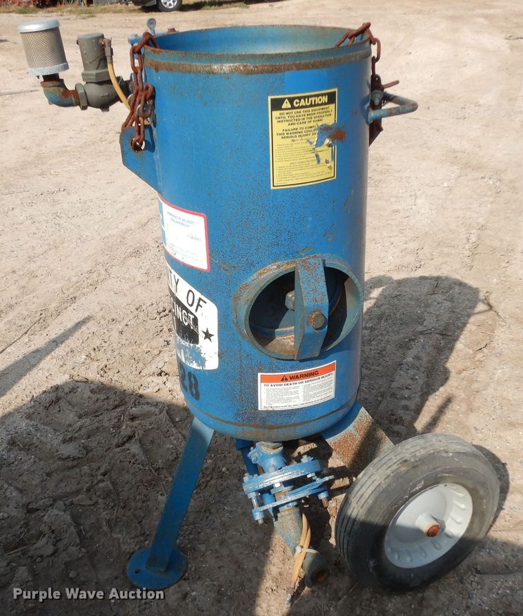 image for item DI8627 1987 Ingersoll Rand P-250-W-D-M-H268  air compressor