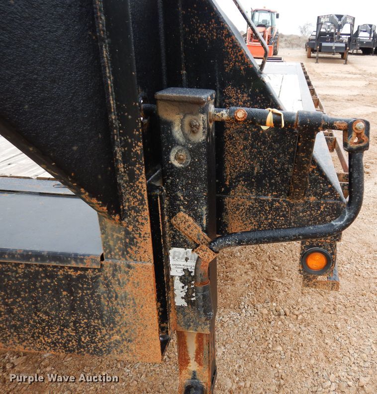 image for item DI8716 2017 Top Hat GN159-25X8.5-15.9E-F  equipment trailer