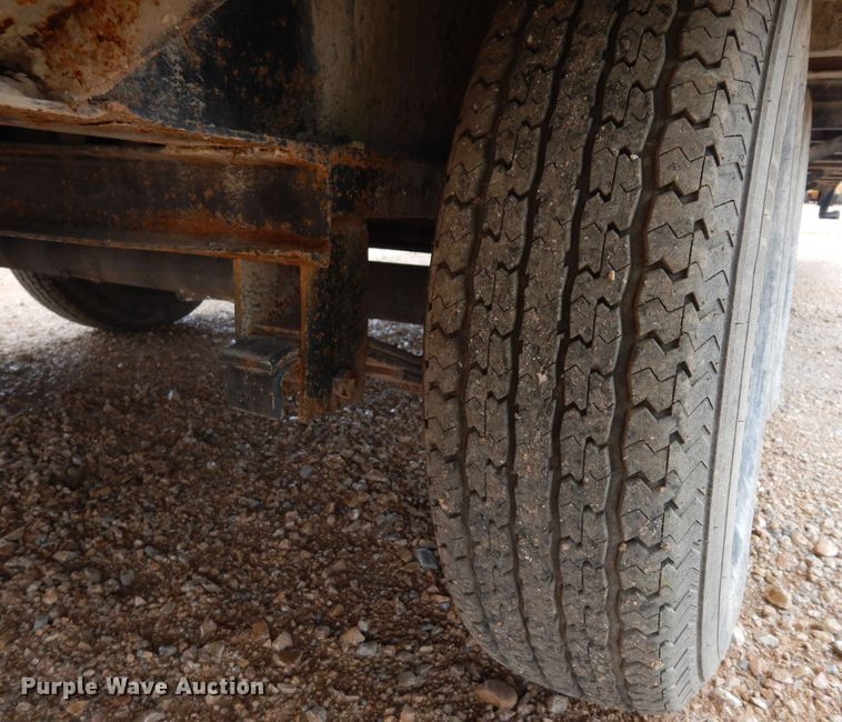 image for item DI8717 2017 Top Hat GN159-25X8.5-15.9E-F  equipment trailer