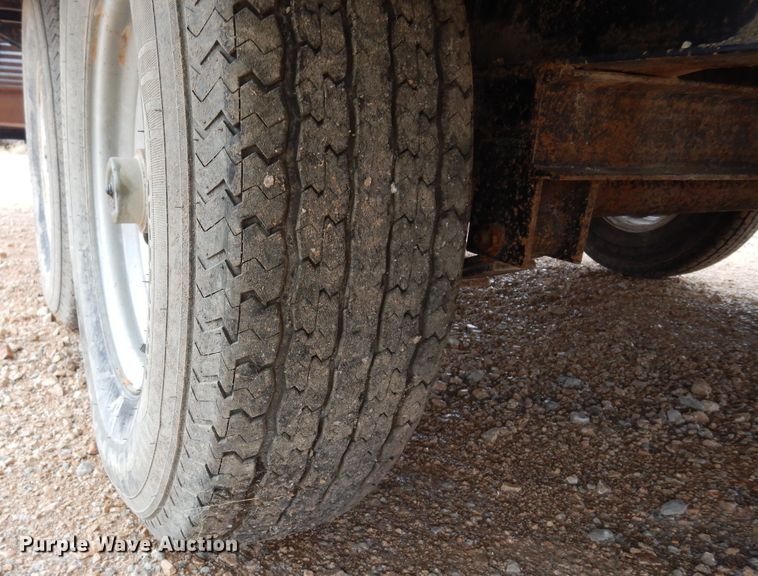 image for item DI8717 2017 Top Hat GN159-25X8.5-15.9E-F  equipment trailer