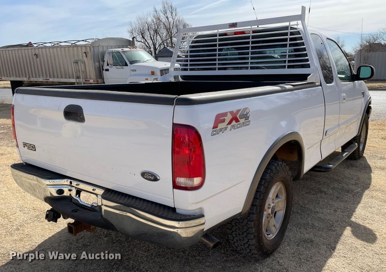 image for item DJ5015 2002 Ford F150  SuperCab pickup truck