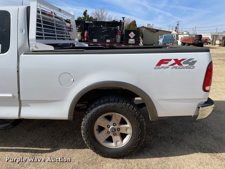 image for item DJ5015 2002 Ford F150  SuperCab pickup truck