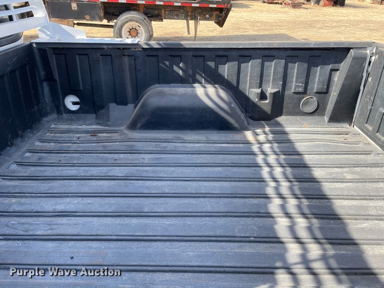 image for item DJ5015 2002 Ford F150  SuperCab pickup truck