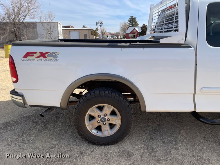 image for item DJ5015 2002 Ford F150  SuperCab pickup truck