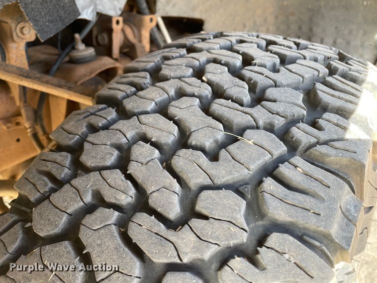 image for item DJ5015 2002 Ford F150  SuperCab pickup truck