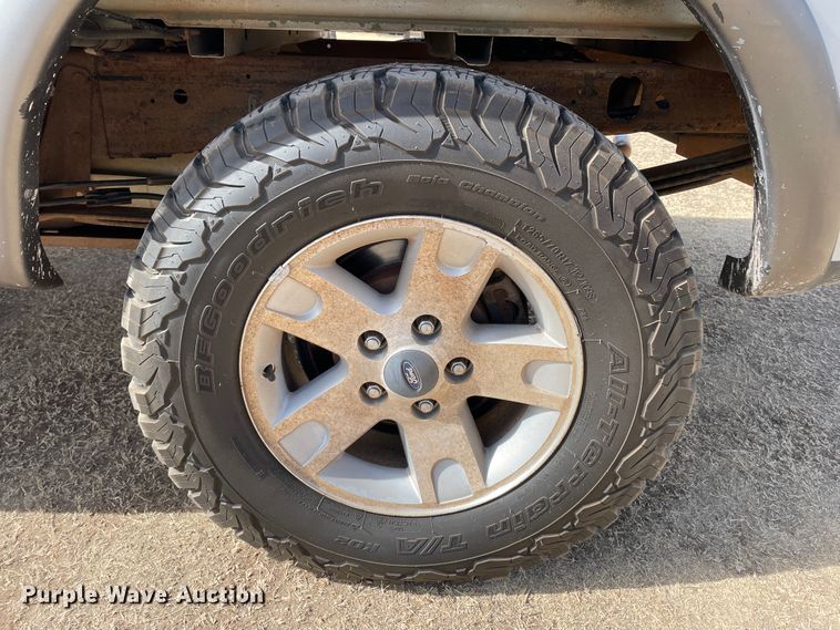 image for item DJ5015 2002 Ford F150  SuperCab pickup truck