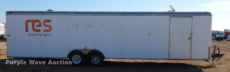 image for item DK0228 2011 TNT THR8.530TA  enclosed cargo trailer