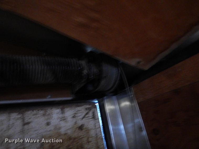 image for item DK0228 2011 TNT THR8.530TA  enclosed cargo trailer