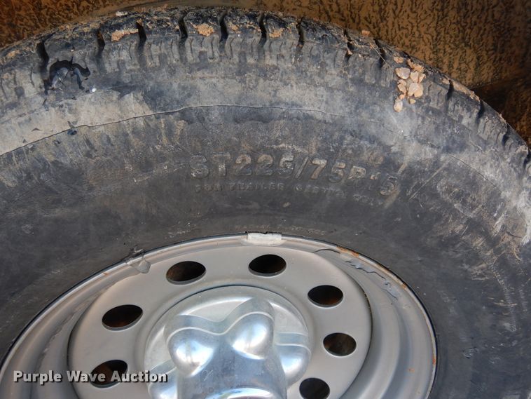 image for item DK0228 2011 TNT THR8.530TA  enclosed cargo trailer