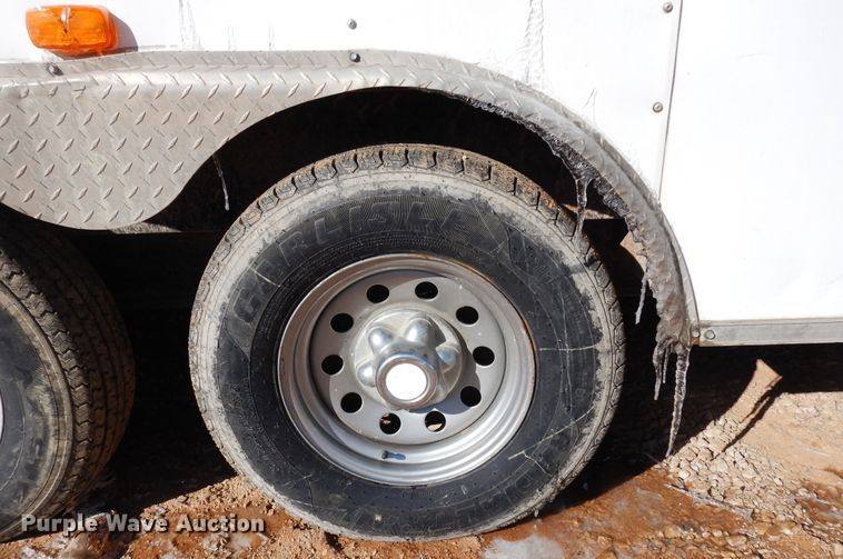 image for item DK0228 2011 TNT THR8.530TA  enclosed cargo trailer