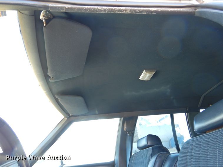 image for item DK0276 1990 Ford Crown Victoria Wagon