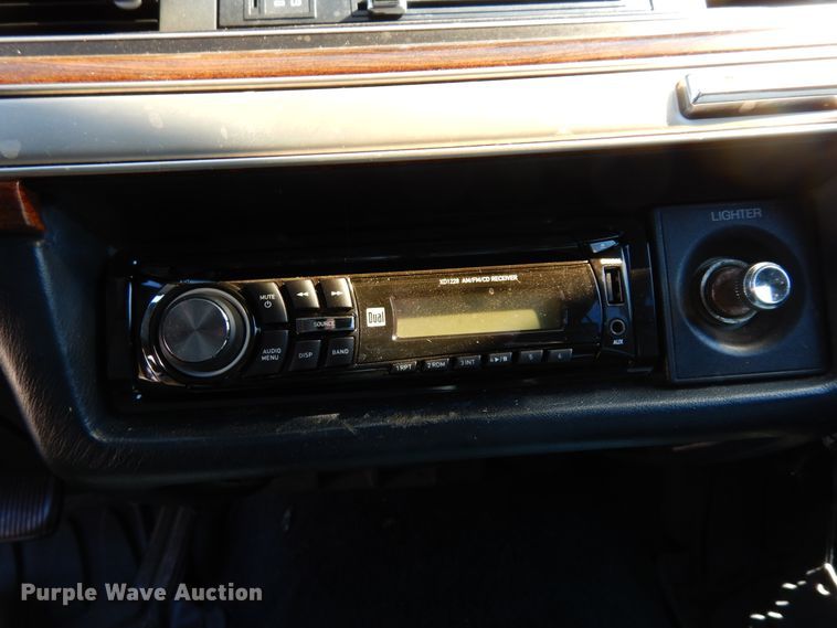 image for item DK0276 1990 Ford Crown Victoria Wagon