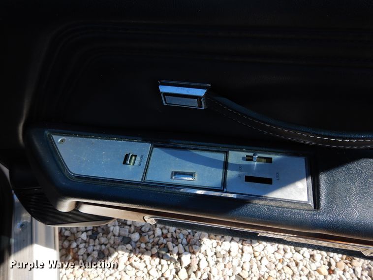 image for item DK0276 1990 Ford Crown Victoria Wagon