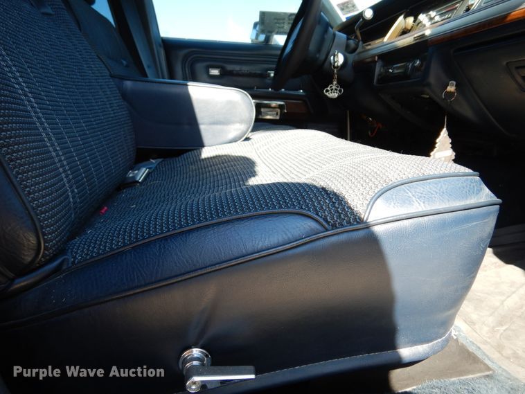 image for item DK0276 1990 Ford Crown Victoria Wagon