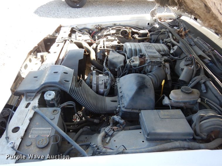 image for item DK0276 1990 Ford Crown Victoria Wagon