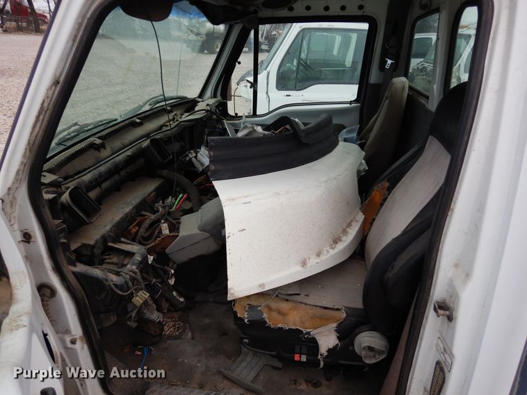 image for item DK0281 (7) truck cabs