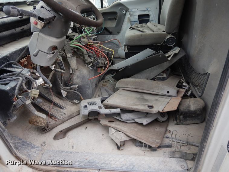 image for item DK0281 (7) truck cabs