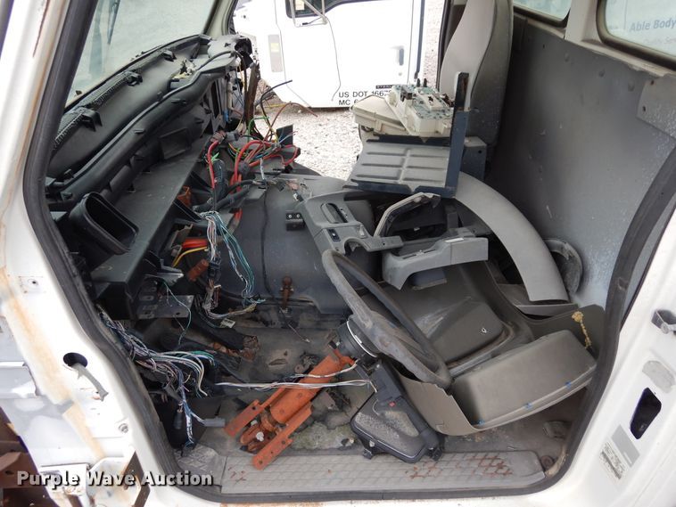 image for item DK0281 (7) truck cabs