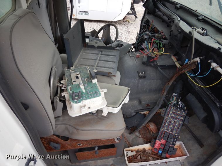 image for item DK0281 (7) truck cabs