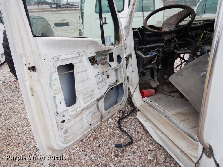 image for item DK0281 (7) truck cabs